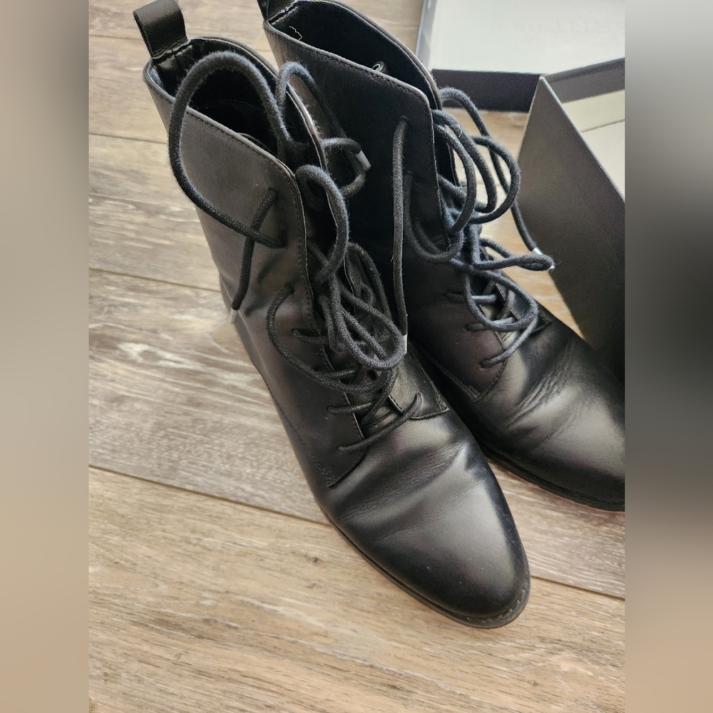 En ThreadVicky Combat Boots
